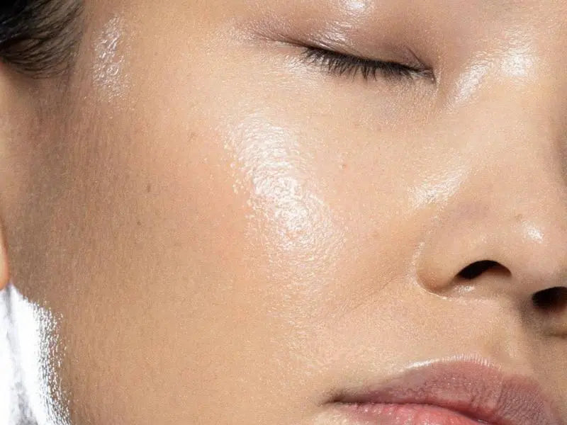 Bekæmp tør hud: Din ultimate guide til hydreret hud året rundt KLEANSE