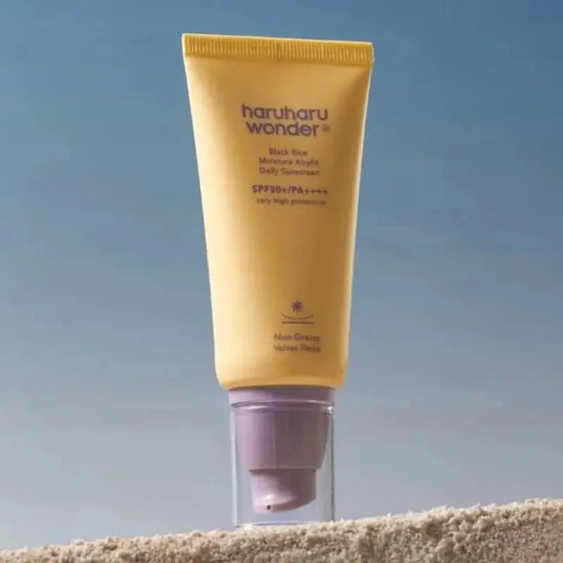 Haruharu Wonder - Black Rice Moisture Airyfit Daily Sunscreen SPF 50+ PA++++ HARUHARU WONDER